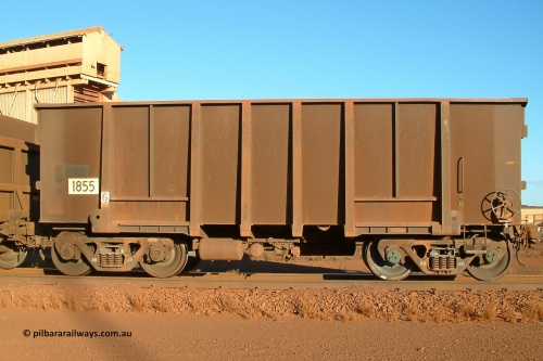 1855 Comeng 040815 165348
Nelson Point, Car Dumper 3, empty BHP Iron Ore waggon 1855, a Comeng WA build from batch of 175 built in 1975, looks to have been partially resheeted. August 15, 2004.
Keywords: 1855;Comeng-WA;BHP-ore-waggon;