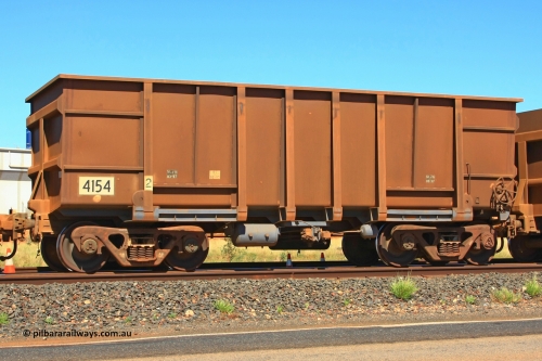 4154 Goninan 110414 0141
Boodarie, empty BHP Iron Ore waggon 4154, a Goninan tapered floor build from 1997, model HC7081, similar design to the earlier Transfield builds. April 14, 2011.
Keywords: 4154;Goninan-WA;BHP-ore-waggon
