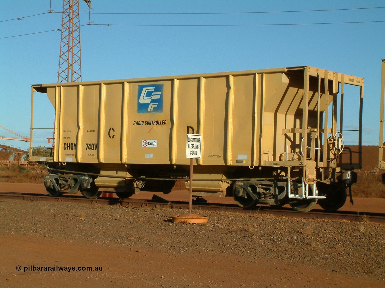 040815 164638
Nelson Point, CFCLA ballast waggon CHQY type 740 just being delivered to BHP Iron Ore as part of the Rail PACE project, 3/4 view from handbrake end.
Keywords: CHQY-type;CHQY740;CFCLA;CRDX-type;BHP-ballast-waggon;