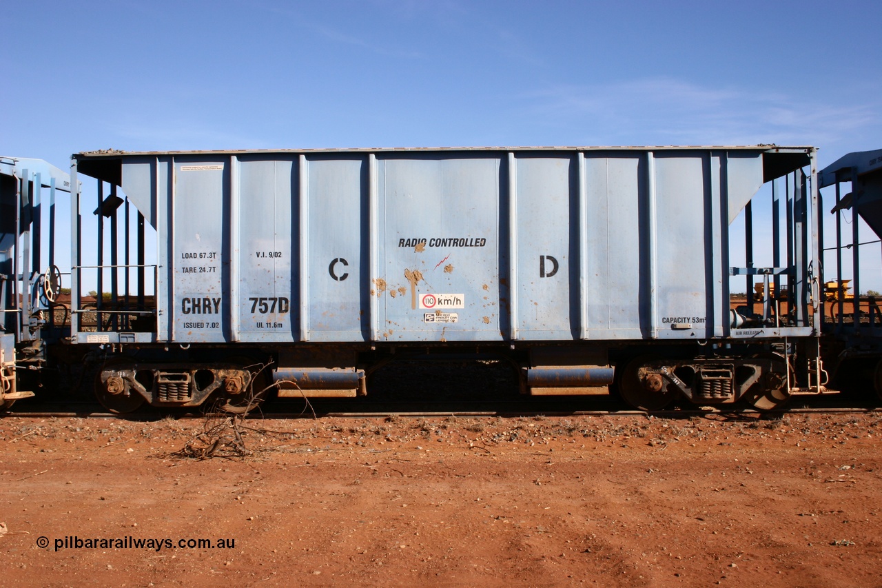 050518 2085
Flash Butt yard, CFCLA hire ballast waggon CHRY type CHRY 757.
Keywords: CHRY-type;CHRY757;CFCLA;CRDX-type;BHP-ballast-waggon;