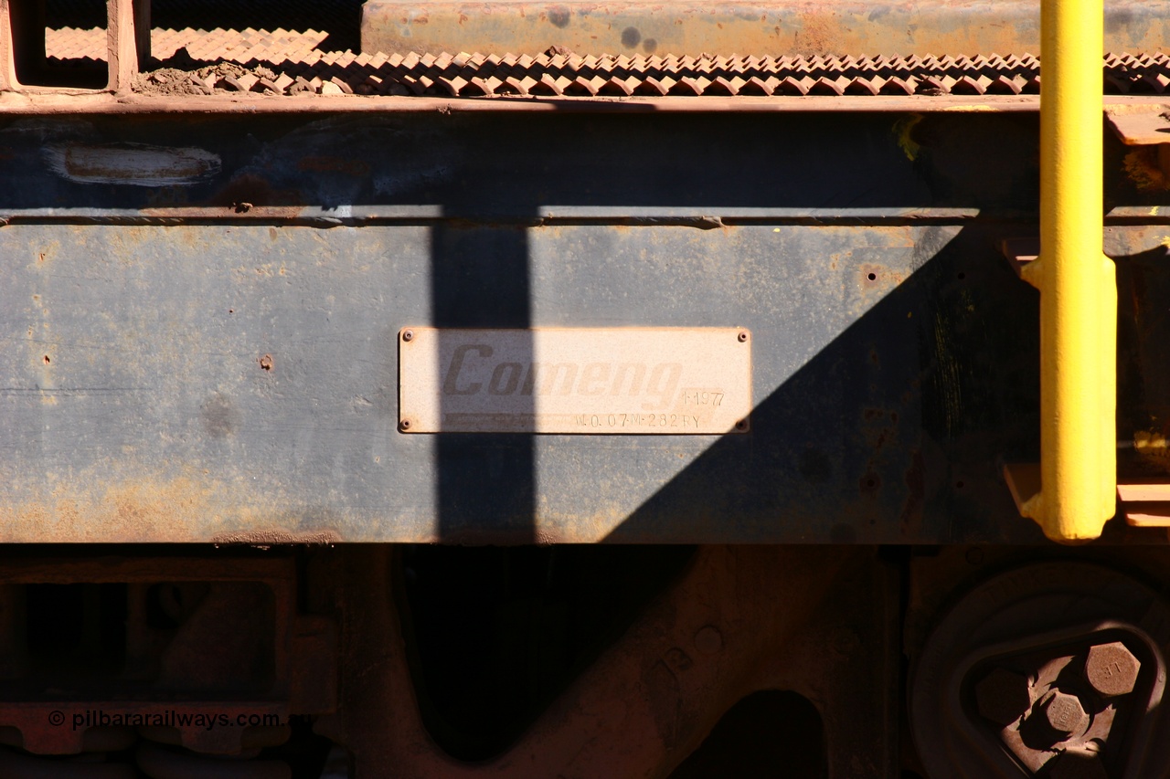 050801 4768
Flash Butt yard, rail recovery and transport train, builders plate of 3rd lead off waggon 6205, built by Comeng WA, January 1977 under order no. 07-M-282 RY.
Keywords: Comeng-WA;BHP-rail-train;