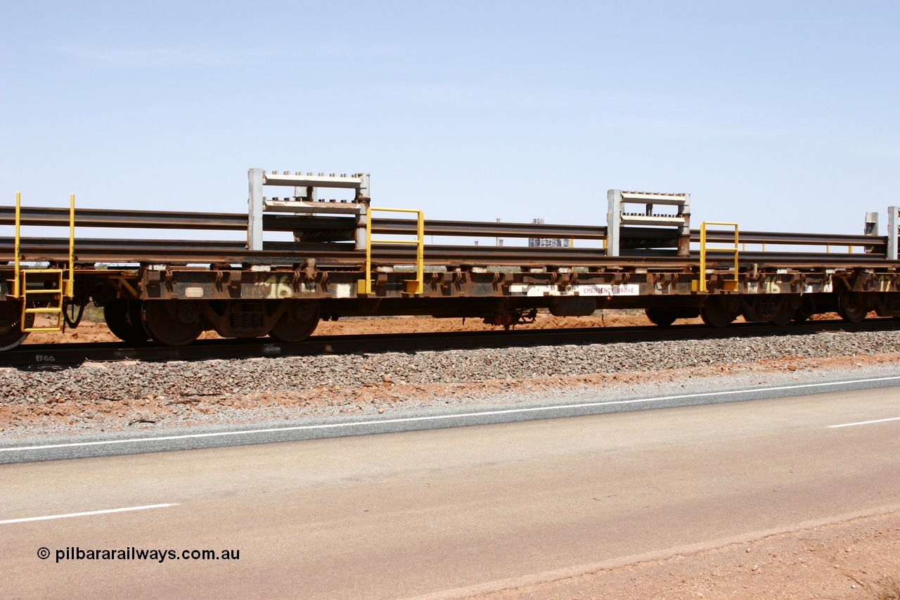 051001 5692
Boodarie, the Steel Train or rail recovery and transport train, flat waggon #16, 6009, a Scotts of Ipswich Qld built flat waggon from September 1970.
Keywords: Scotts-Qld;BHP-rail-train;