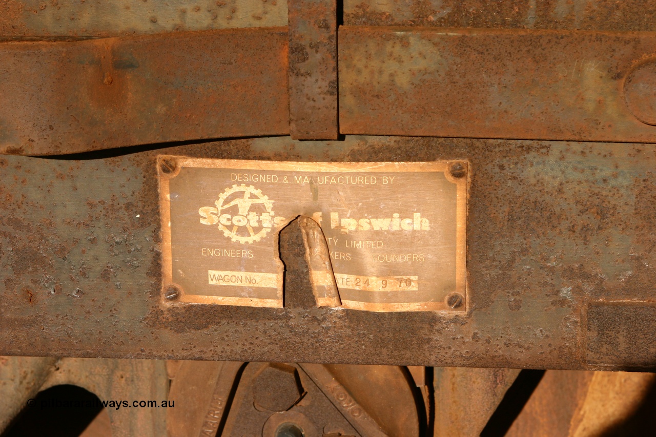 060429 3730
Flash Butt yard, Pony re-laying waggon, built for Mt Newman Mining, builders plate for Scotts of Ipswich Qld with a 24th September 1970 build date, one of nine originally numbered 6005-6013.
Keywords: BHP-pony-waggon;Scotts-Qld;