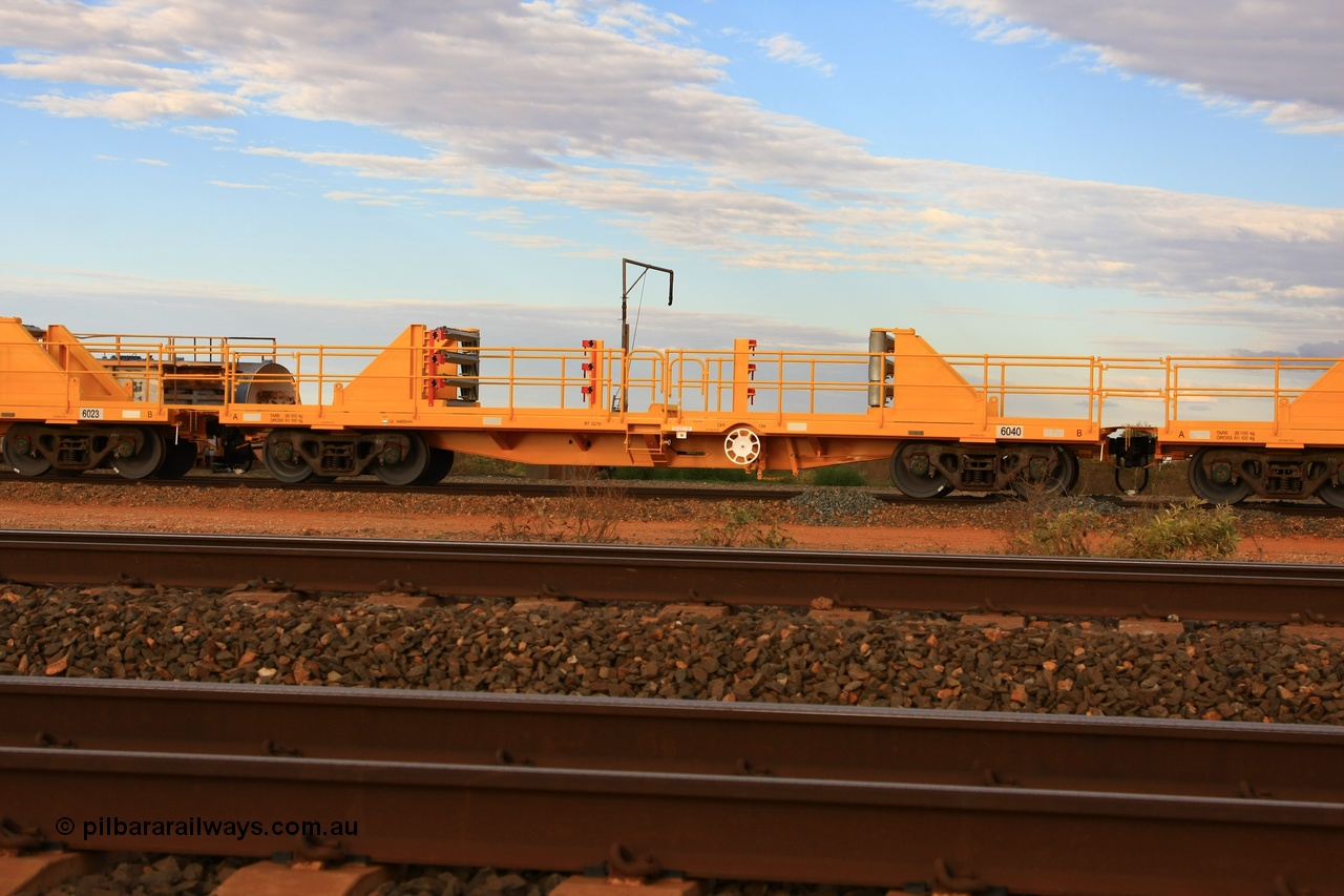 100717 0663
Flash Butt yard, new rail stock carrier waggon 6040, built by Gemco Rail in late 2009-10 with Barber bogies.
Keywords: Gemco-Rail-WA;BHP-rail-train;