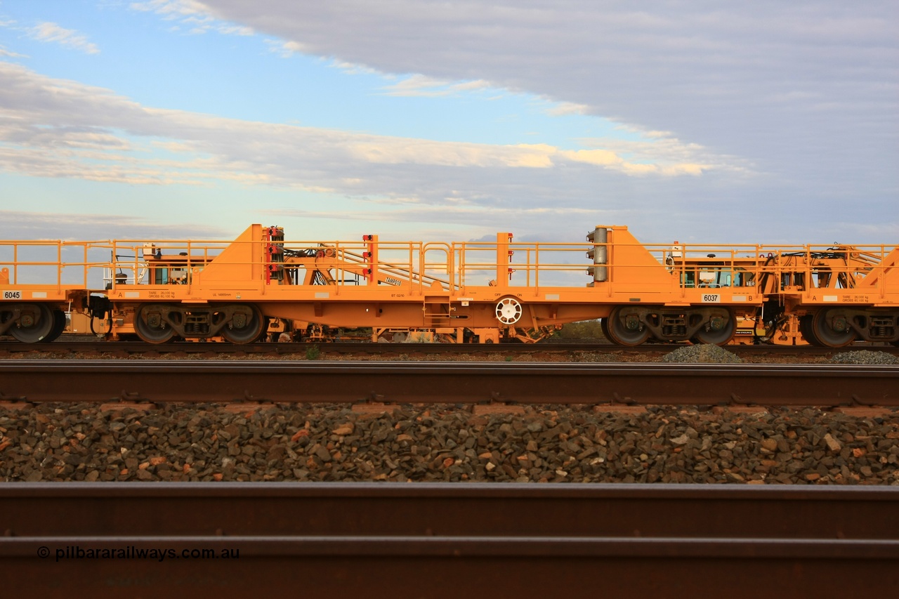 100717 0684
Flash Butt yard, new rail stock carrier waggon 6037, built by Gemco Rail in late 2009-10 with Barber bogies.
Keywords: Gemco-Rail-WA;BHP-rail-train;