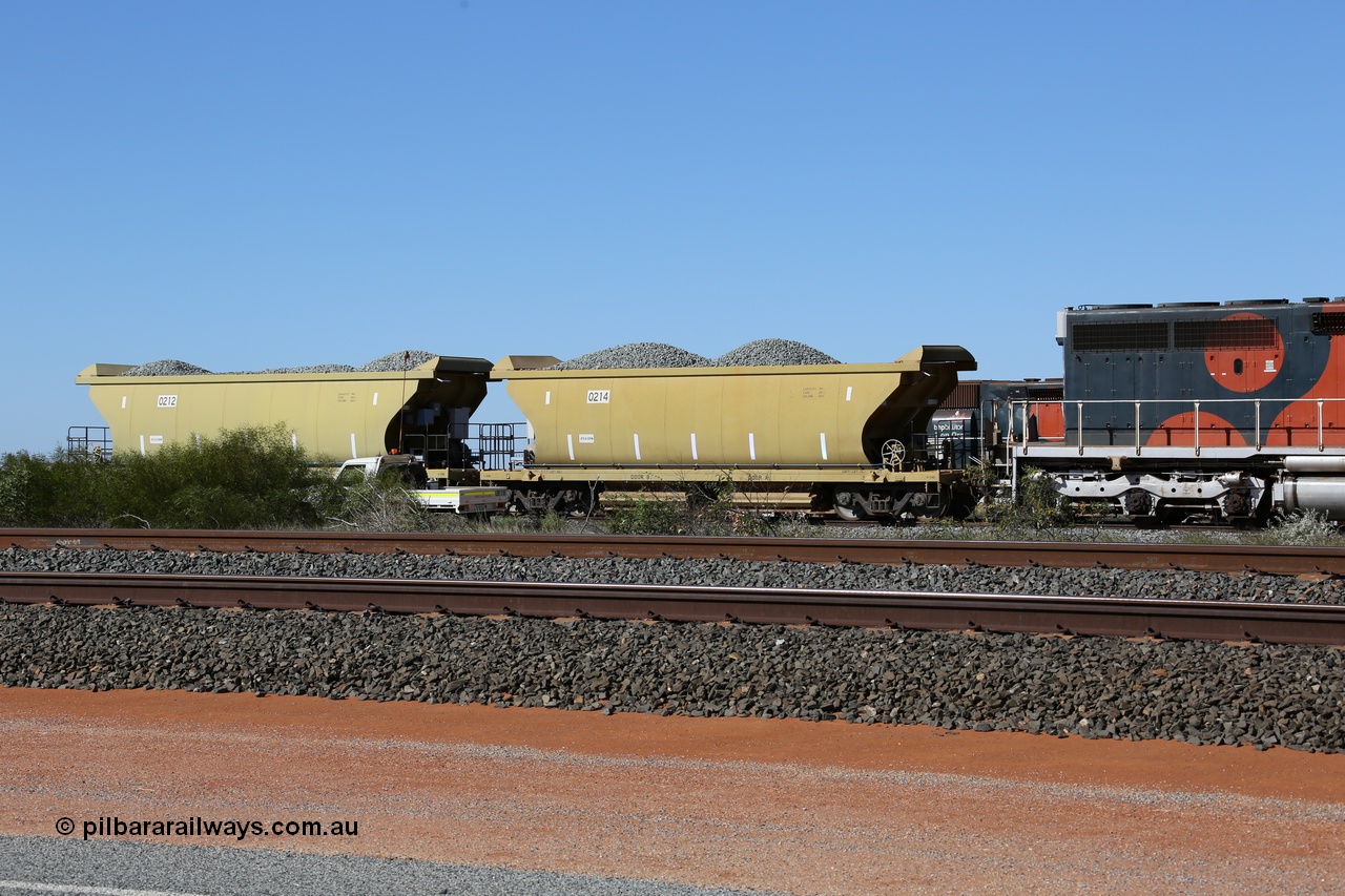 130720 1447
Flash Butt yard, CNR-QRRS of China built 99 tonne ballast waggons 0214 and 0212 loaded awaiting their next duty.
Keywords: CNR-QRRS-China;BHP-ballast-waggon;