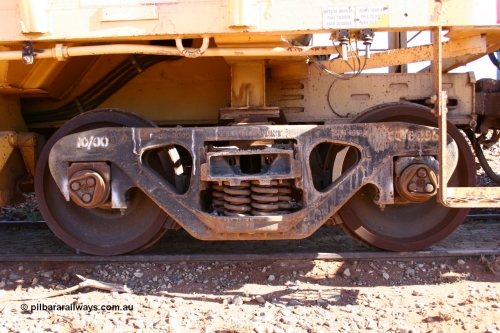 CHQY 741 050518 2140
Flash Butt yard, CFCLA hire ballast waggon CHQY type CHQY 741, shows bogie detail, ATSF CS-3000 Ride Control Unit bogie casting with CFCLA id of CQFE 056.
Keywords: CHQY-type;CHQY741;CFCLA;CRDX-type;BHP-ballast-waggon;