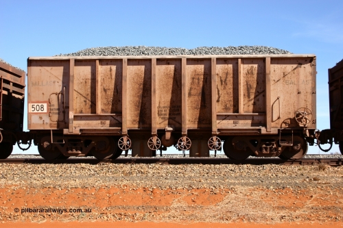 0508 Magor USA 050518 2189
Bing Siding. Side view of 1963 built Magor USA waggon 508, one of twenty waggons originally used on the Oroville Dam construction before coming to the Pilbara in January 1968 as ballast waggons.
Keywords: Magor-USA;BHP-ballast-waggon;