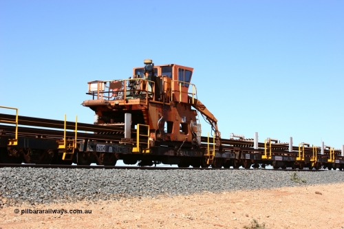 6204 Comeng WA 050525 2985
Mooka Siding, rail recovery and transport train flat waggon #10, 6204, built by Comeng WA in February 1977 under order number 07-M-282 RY, with the Gemco built straddle crane.
Keywords: Comeng-WA;BHP-rail-train;