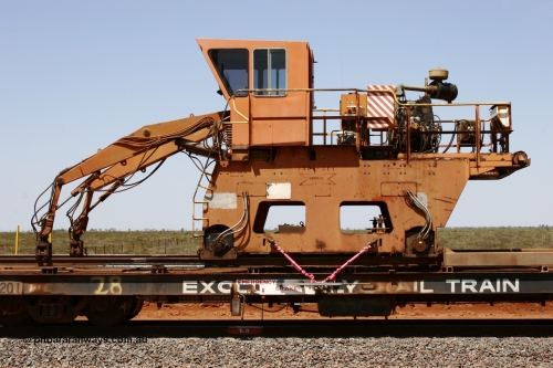 6201 Comeng WA 051001 5723
Boodarie, the Steel Train or rail recovery and transport train flat waggon #28, 2nd lead off waggon 6201, built by Comeng WA in January 1977 under order no. 07-M-282 RY, with the Gemco built straddle crane.
Keywords: Comeng-WA;BHP-rail-train;