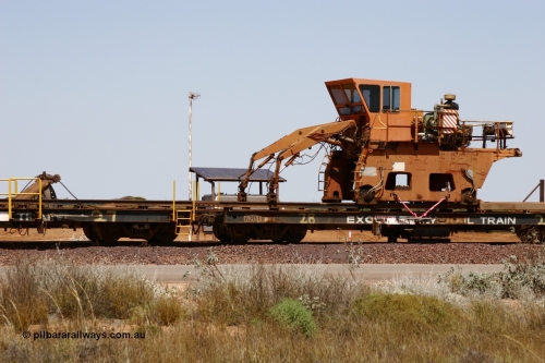 6201 Comeng WA 051001 5736
Boodarie, the Steel Train or rail recovery and transport train, flat waggon #28, 2nd lead off waggon 6201, built by Comeng WA in January 1977 under order no. 07-M-282 RY, with the Gemco built straddle crane.
Keywords: Comeng-WA;BHP-rail-train;