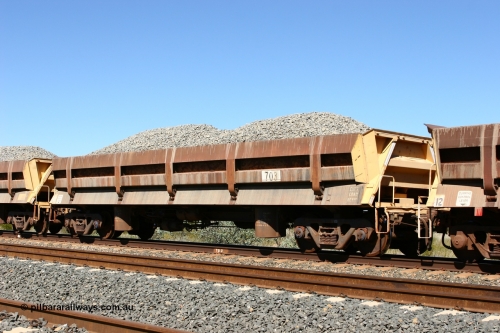 0702 Difco USA 060501 3896
Tabba Siding, built by Difco USA in 1971 for Mt Newman Mining in a group of four, side dump waggon 702.
Keywords: Difco-Ohio-USA;BHP-ballast-waggon;