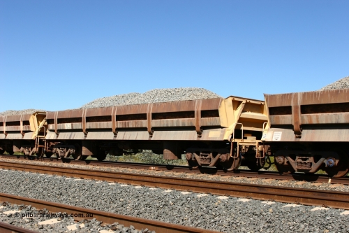 0703 Difco USA 060501 3897
Tabba Siding, built by Difco USA in 1971 for Mt Newman Mining in a group of four, side dump waggon 703.
Keywords: Difco-Ohio-USA;BHP-ballast-waggon;