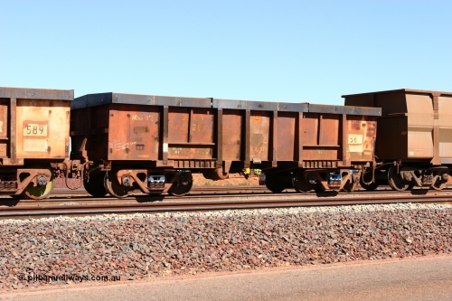 0567 BHP OCRS 060710 6302
Boodarie Yard, modified original Magor USA built Oroville waggon 567, cut down and covered and in use as indexing waggons on the front of each rake for Finucane Island car dumpers, note the original ODCX marking visible.
Keywords: Magor-USA;Oroville;BHP-index-waggon;