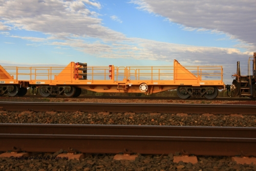 6020 Gemco WA 100717 0652
Flash Butt yard, new rail stock carrier waggon 6020, built by Gemco Rail in late 2009-10 with Barber bogies.
Keywords: Gemco-Rail-WA;BHP-rail-train;