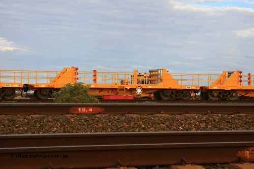 6038 Gemco WA 100717 0683
Flash Butt yard, new rail stock carrier waggon 6038, built by Gemco Rail in late 2009-10 with Barber bogies.
Keywords: Gemco-Rail-WA;BHP-rail-train;