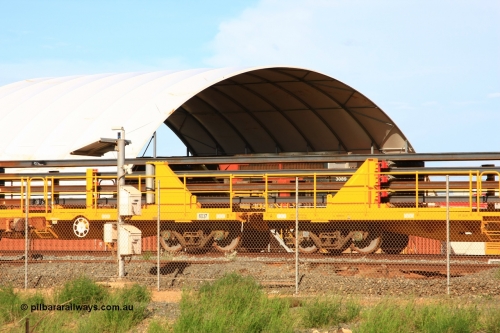 6037 Gemco WA 110208 9442
Flash Butt yard, new rail stock carrier waggon 6037 loaded with strings of rail, built by Gemco Rail in late 2009-10 with Barber bogies.
Keywords: BHP-rail-train;Gemco-Rail-WA;