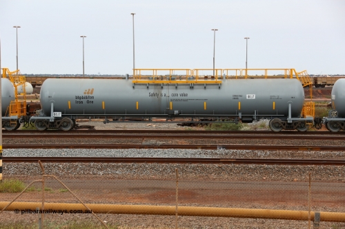 0037 CNR - QRRS China 150523 8223
Nelson Point, empty 116 kL CNR-QRRS of China built tank waggon 0037, one of a second batch delivered in 2015 with safety slogan 'Safety is a core value'.
Keywords: CNR-QRRS-China;BHP-tank-waggon;