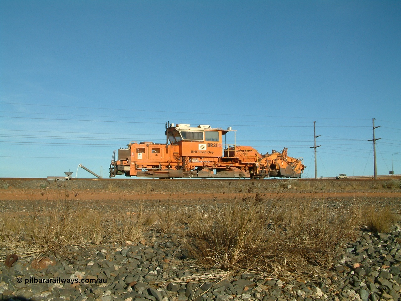 040809 164158
Nelson Point yard, ballast regulator BR 31 a Plasser Australia model SSP 110SW unit serial 401. 9th August 2004.
Keywords: BR31;Plasser-Australia;SSP-110SW;401;track-machine;