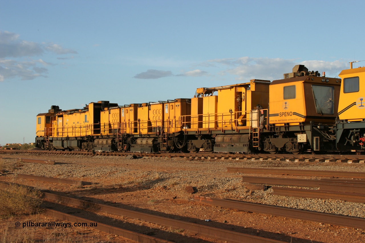 050414 0947
Flash Butt yard, Speno Australia's 24 stone rail grinder before they had id stickers fitted, this front unit was later stickered as RG 2. 14th April 2005.
Keywords: Speno;RR24;track-machine;