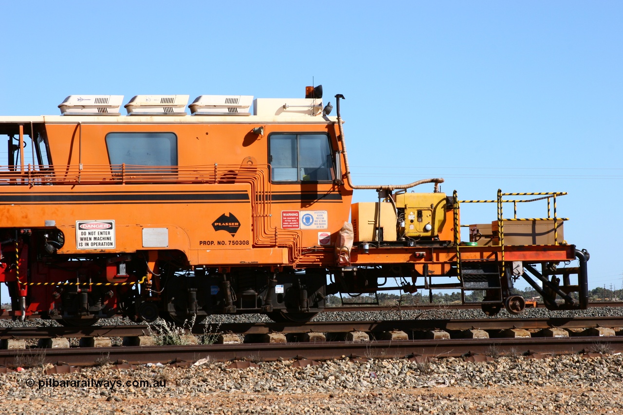 050801 4747
Flash Butt yard, BHP's Mainline Tamper 1, a Plasser Australia 09-32 CAT model tamper serial 306 built in 1986. 1st August 2005.
Keywords: Tamper1;Plasser-Australia;09-32-CAT;306;track-machine;