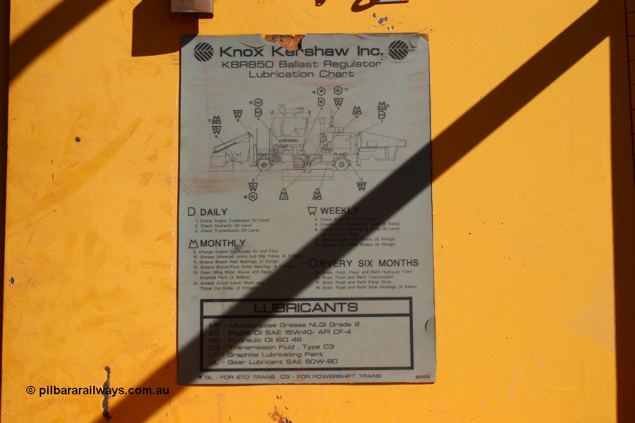 050801 4754
Flash Butt yard, lube chart of a Knox Kershaw KBR 850 ballast regulator. 1st August 2005.
Keywords: Knox-Kershaw;KBR-850;track-machine;