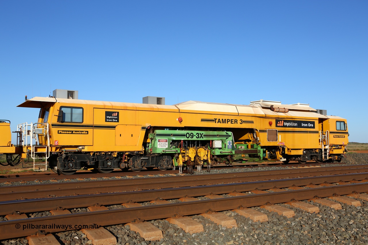 150619 9162
Walla back track, BHP track machine Tamper 3 a Plasser Australia unit model 09-3X serial M480. 19th June 2015.
Keywords: Tamper3;Plasser-Australia;09-3X;M480;track-machine;