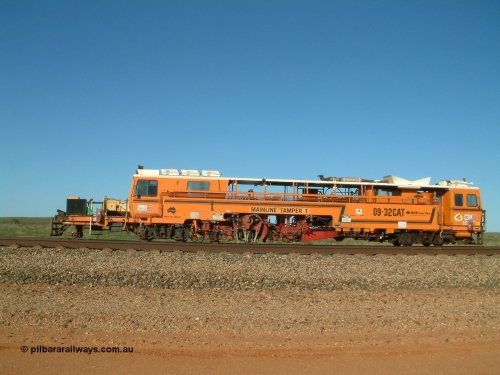 040408 162813
Mooka Siding north backtrack, side view of BHP's mainline Tamper 1, Plasser Australia 09-32 CAT model with serial 306. 8th April 2004.
Keywords: Tamper1;Plasser-Australia;09-32-CAT;306;track-machine;