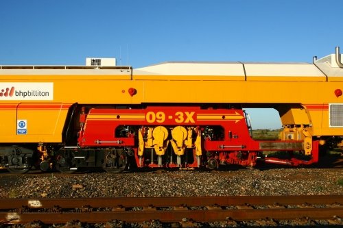 080621 2793
Walla back track, BHP track machine TM04 a Plasser Australia unit model 09-3X serial M489. 21st June 2008.
Keywords: TM04;Plasser-Australia;09-3X;M489;track-machine;