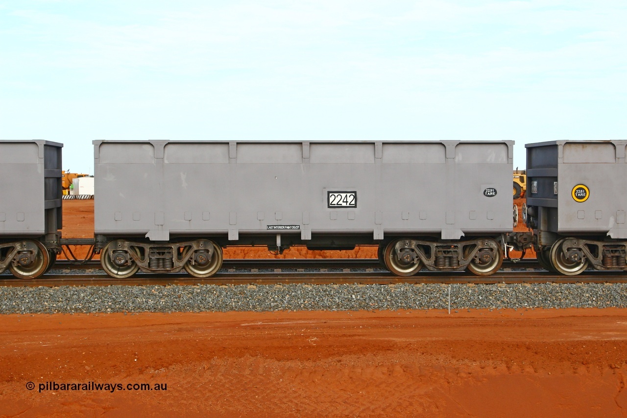 080304 2172
Thomas Yard, down the rail welding end, side view of control waggon 2242, built by China Southern or CSR at their Zhuzhou Rolling Stock Works in China in 2007. 4th March 2008.
Keywords: 2242;CSR-Zhuzhou-Rolling-Stock-Works-China;FMG-ore-waggon;