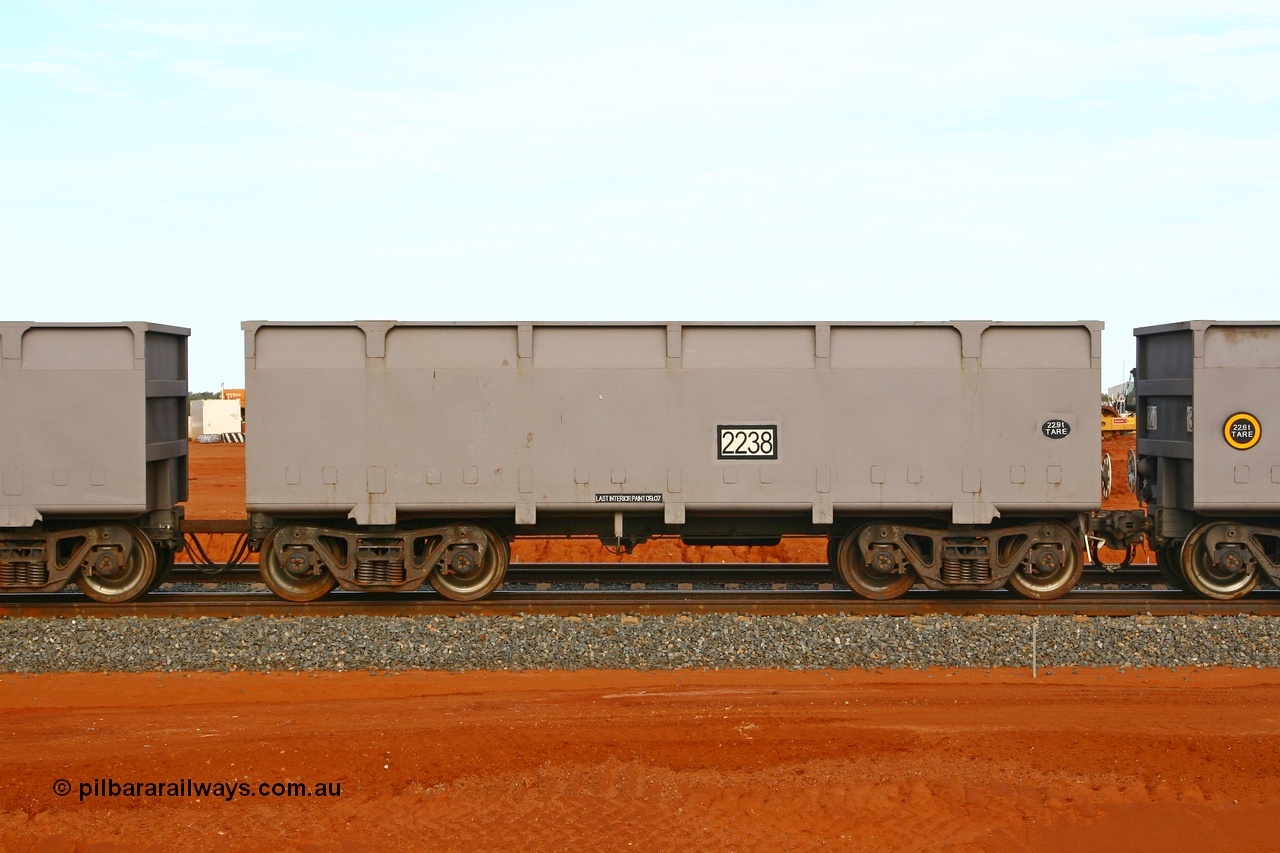080304 2187
Thomas Yard, down the rail welding end, side view of control waggon 2238, built by China Southern or CSR at their Zhuzhou Rolling Stock Works in China in 2007. 4th March 2008.
Keywords: 2238;CSR-Zhuzhou-Rolling-Stock-Works-China;FMG-ore-waggon;