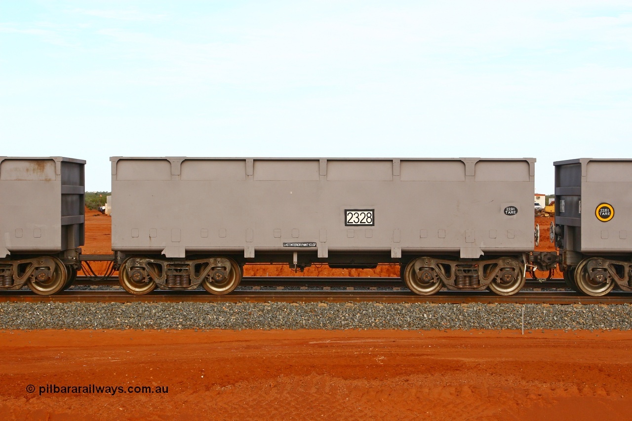 080304 2189
Thomas Yard, down the rail welding end, side view of control waggon 2328, built by China Southern or CSR at their Zhuzhou Rolling Stock Works in China in 2007. 4th March 2008.
Keywords: 2328;CSR-Zhuzhou-Rolling-Stock-Works-China;FMG-ore-waggon;