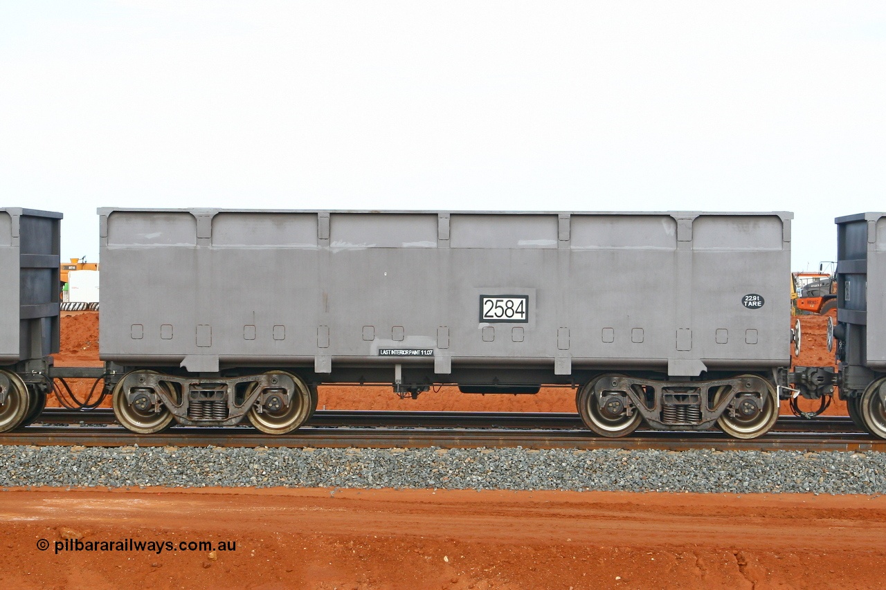 080304 2210
Thomas Yard, down the rail welding end, side view of control waggon 2584, built by China Southern or CSR at their Zhuzhou Rolling Stock Works in China in 2007. 4th March 2008.
Keywords: 2584;CSR-Zhuzhou-Rolling-Stock-Works-China;FMG-ore-waggon;