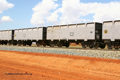 01311-02312 080124 1630
Chapman Siding, new FMG ore waggon pair 1311 slave and 2312 control, built by China Southern or CSR at their Zhuzhou Rolling Stock Works in China in 2007. 24th January 2008.
Keywords: 1311-2312;CSR-Zhuzhou-Rolling-Stock-Works-China;FMG-ore-waggon;