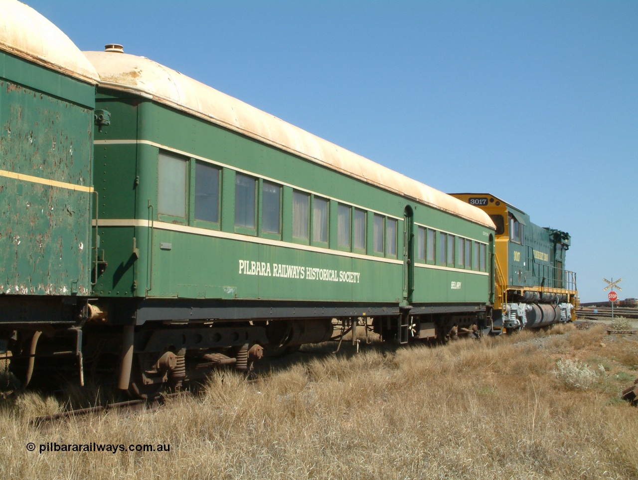 041014 142030
Pilbara Railways Historical Society, rebuilt ALCo C636R locomotive 3017 and passenger carriage 'Bellany' was originally built by Clyde Engineering at Granville NSW in 1936 for the NSWGR as a second class railway carriage FS type FS 2143. In 1987 it was purchased by the Society and is named after a local river. 14th October 2004.
Keywords: FS2143;FS-type;Clyde-Engineering-Granville-NSW;