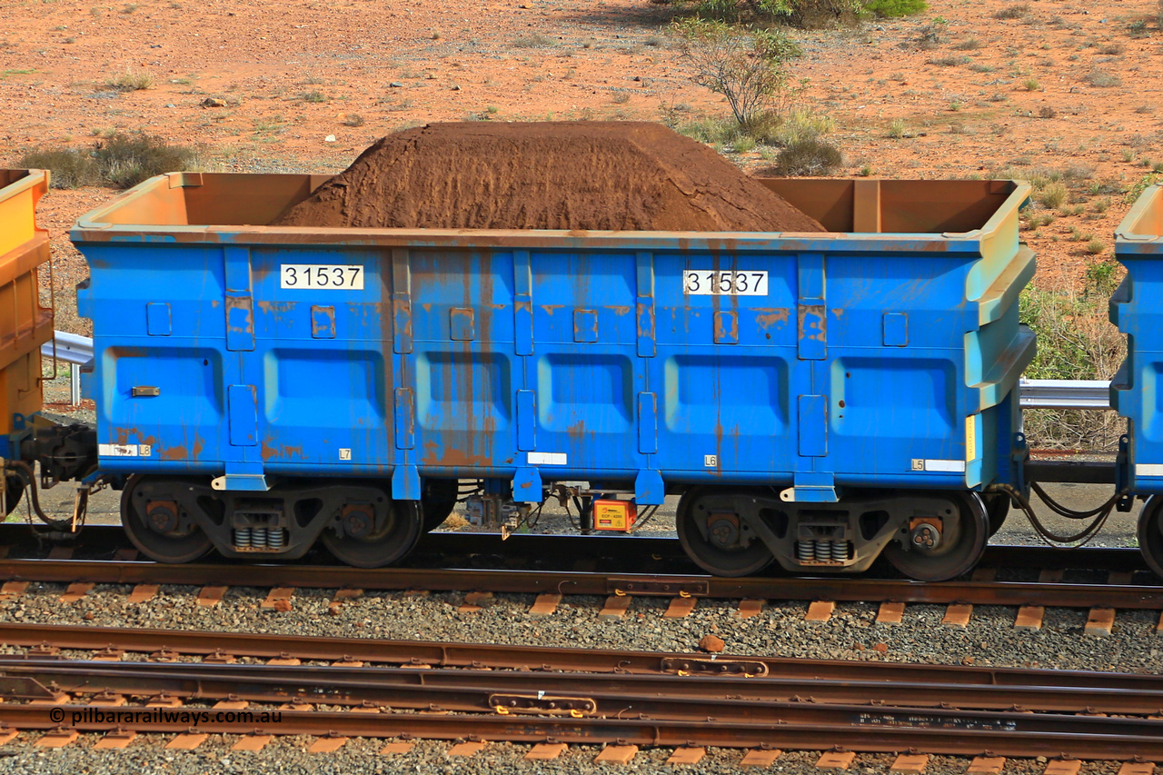 240619 0354
Cape Lambert yard, one of Rio Tinto's blue rakes with spring park brake and only electronic controlled pneumatic [ECP] braking, 31537 is a master waggon built by China Northen as a Q type in 12/2022. Captured on June 19, 2024.
Keywords: 31537;Q-type;China-Northern;Rio-ore-waggon;
