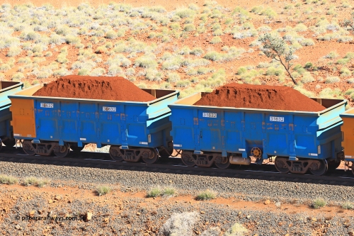 240701 2403
Western Creek, 67 km, one of Rio Tinto's blue rakes with spring assisted park brake and only electronic controlled pneumatic [ECP] braking, waggon pair 31632 is a master and is bar coupled to slave waggon 36632 built by China Northen as a Q type in 11/2022. Captured on July 1, 2024.
Keywords: 31632;36632;Q-type;China-Northern;Rio-ore-waggon;