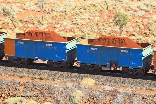 240701 2480
Western Creek, 67 km, one of Rio Tinto's blue rakes with spring assisted park brake and only electronic controlled pneumatic [ECP] braking, waggon pair 31568 is a master and is bar coupled to slave waggon 36568 built by China Northen as a Q type in 12/2022. Captured on July 1, 2024.
Keywords: 31568;36568;Q-type;China-Northern;Rio-ore-waggon;
