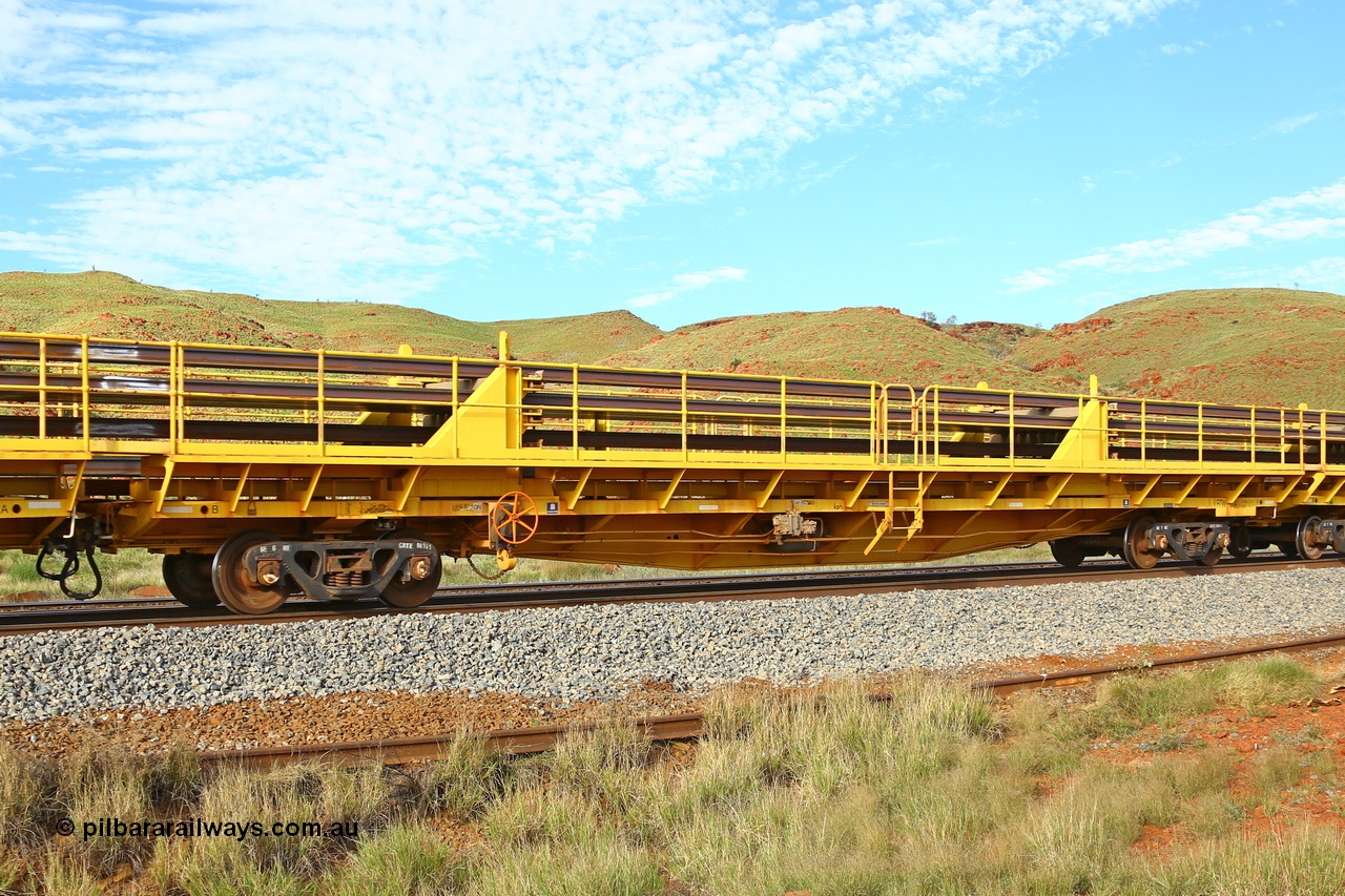 210510 1139
Near Galah on the Rio Tinto Dampier - Tom Price line at the 89.5 km, RTW type intermediate rail waggon RTB 014 on Rio Tinto's Gemco Rail built rail train consist. 10th May 2021. [url=https://goo.gl/maps/tSmgEtp7gcG7x24b9]Location[/url].
Keywords: RTW-type;RTW014;Gemco-Rail-WA;