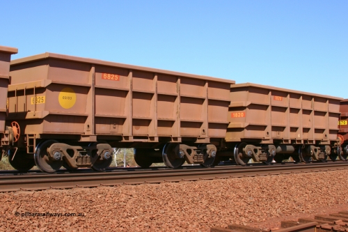 1820-6825 050828 5311
Lyre Siding, empty Hamersley Iron Bradken built S series waggon pair 6825 slave and 1810 control built in March 2003. August 28, 2005.
Keywords: 1820;6825;S-series;Bradken-Rail-Qld;Rio-ore-waggon;