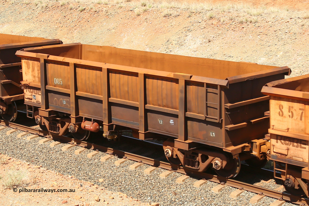 0005 160306 1341
Robe River ore waggon 005, built by Nippon Sharyo Nihon, fixed coupler non-handbrake side empty view at Greenpool on the Cape Lambert line. March 6, 2016.
Keywords: 005;Nippon-Sharyo-Nihon;Robe-ore-waggon;