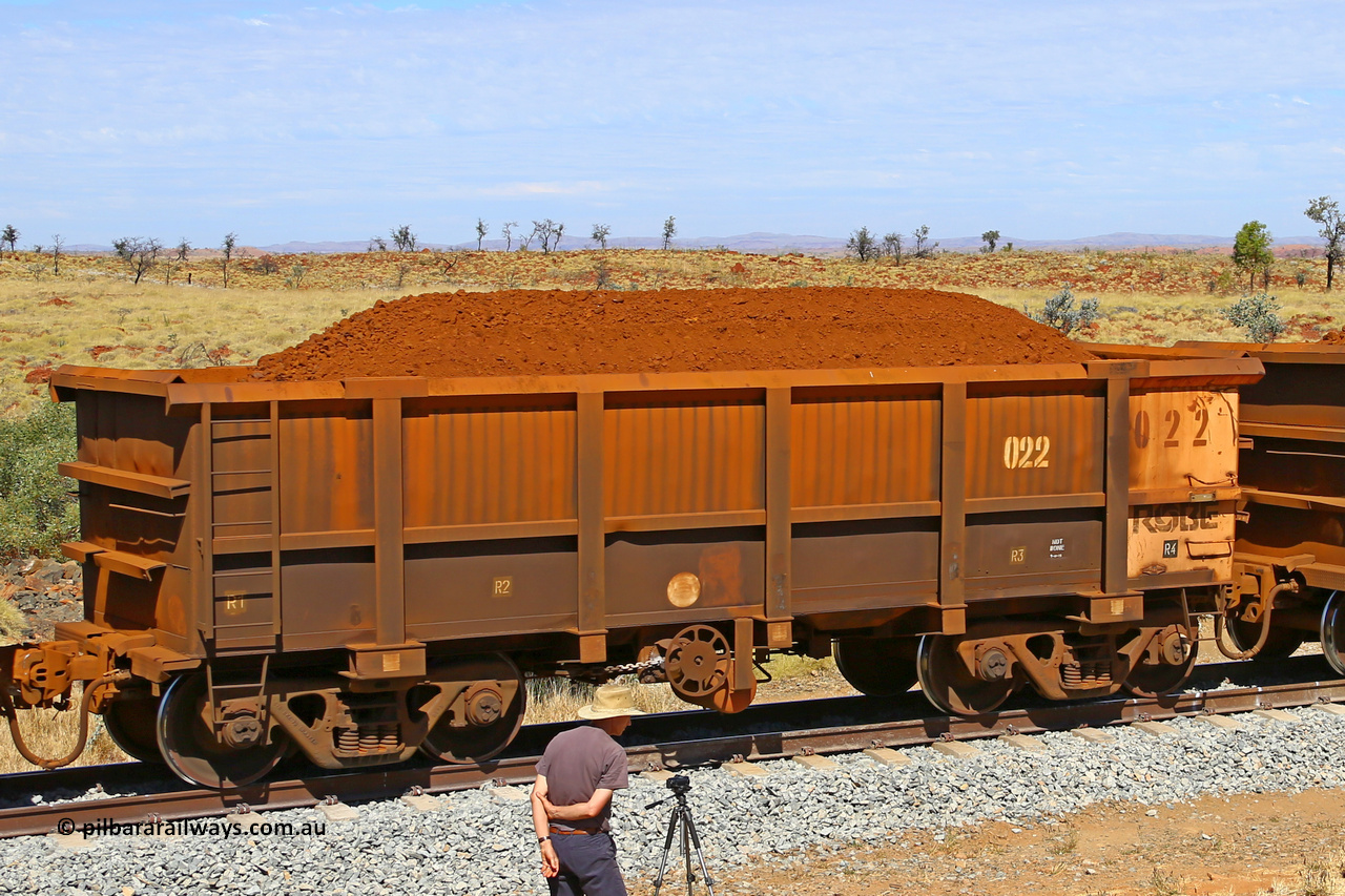 0022 170729 0266
Robe River ore waggon 022, built by Nippon Sharyo Nihon, fixed coupler handbrake side loaded view at the 103 km, between Maitland Siding and the Fortescue River on the Deepdale line. July 29, 2017.
Keywords: 022;Nippon-Sharyo-Nihon;Robe-ore-waggon;
