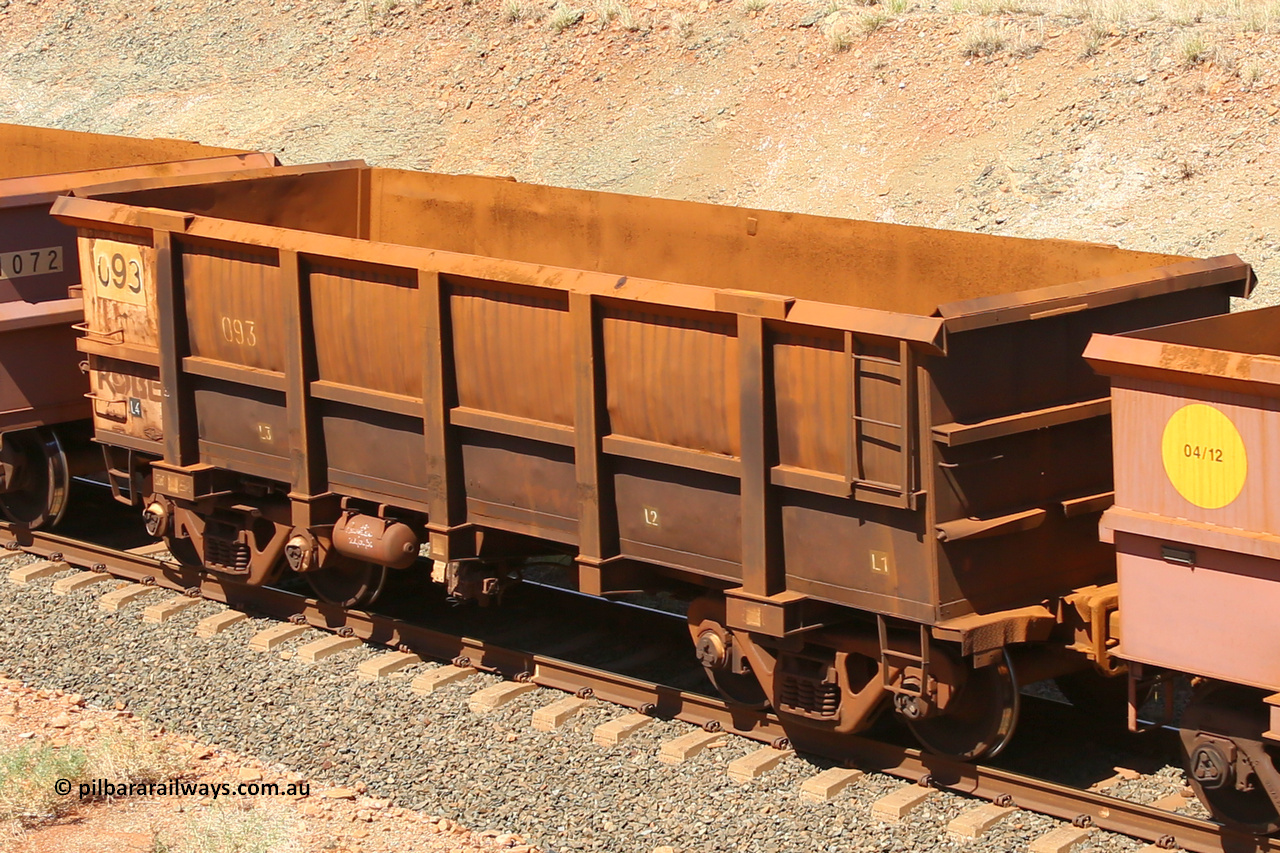 0093 160306 1312
Robe River ore waggon 093, built by Nippon Sharyo Nihon, fixed coupler non-handbrake side empty view at Greenpool on the Cape Lambert line. March 6, 2016.
Keywords: 093;Nippon-Sharyo-Nihon;Robe-ore-waggon;