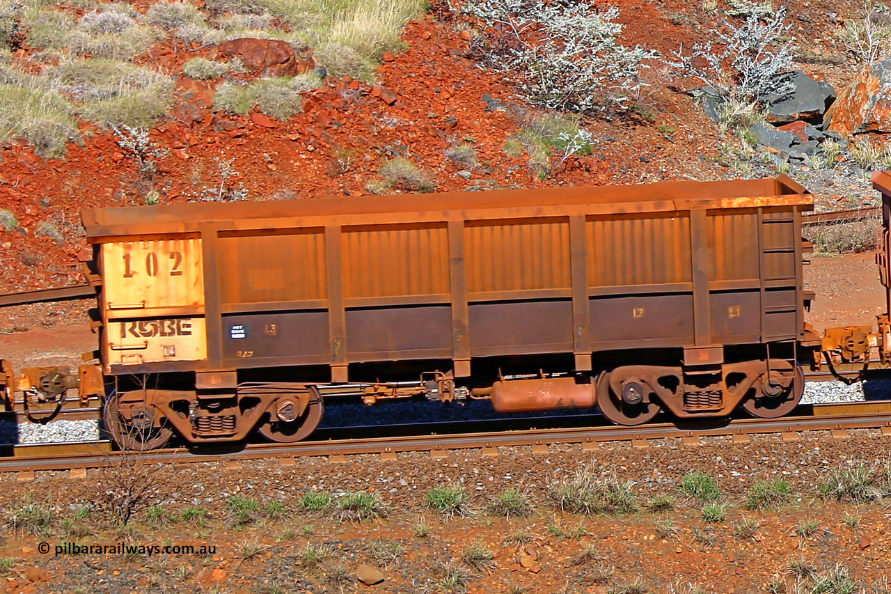 0102 180616 1731
Robe River ore waggon 102, built by Nippon Sharyo Nihon, rotary coupler end non-handbrake side empty view at the 38 km, Harding on the Cape Lambert line, June 16, 2018.
Keywords: 102;Nippon-Sharyo-Nihon;Robe-ore-waggon;