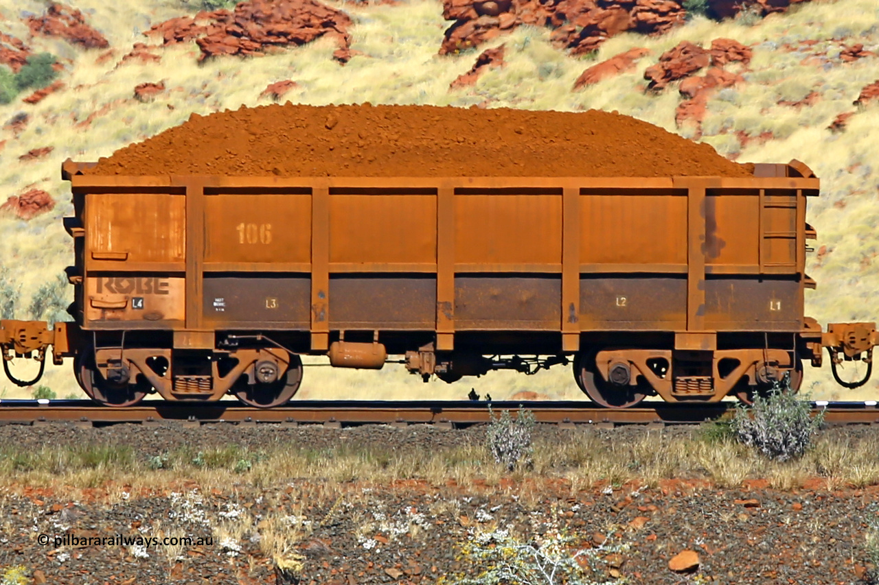 0106 170728 09942
Robe River ore waggon 106, built by Nippon Sharyo Nihon, non-handbrake side loaded view at the 72 km, Western Creek on the Deepdale line. July 28, 2017.
Keywords: 106;Nippon-Sharyo-Nihon;Robe-ore-waggon;