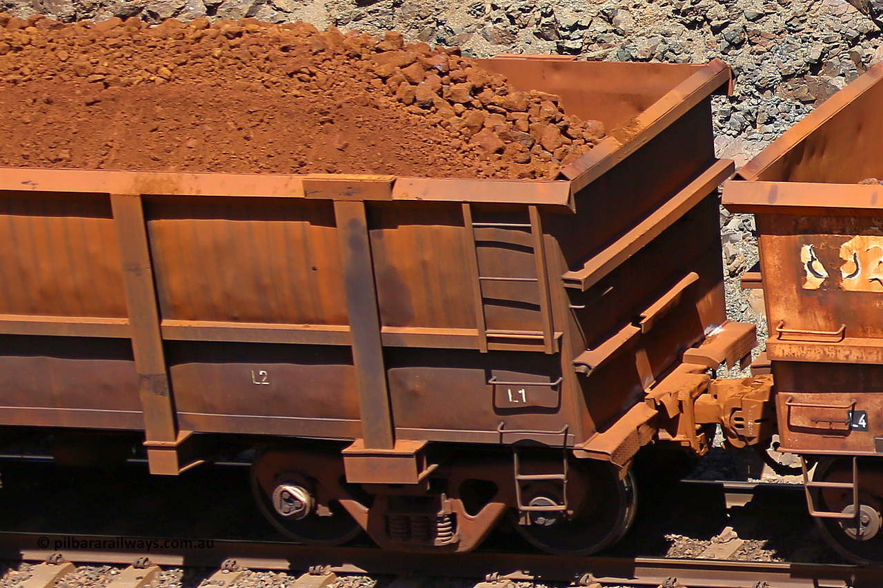 0156 160306 1602
Robe River ore waggon 156, built by Nippon Sharyo Nihon, fixed coupler end loaded view at the 45 km, Harding Siding on the Cape Lambert line. March 6, 2016.
Keywords: 156;Nippon-Sharyo-Nihon;Robe-ore-waggon;