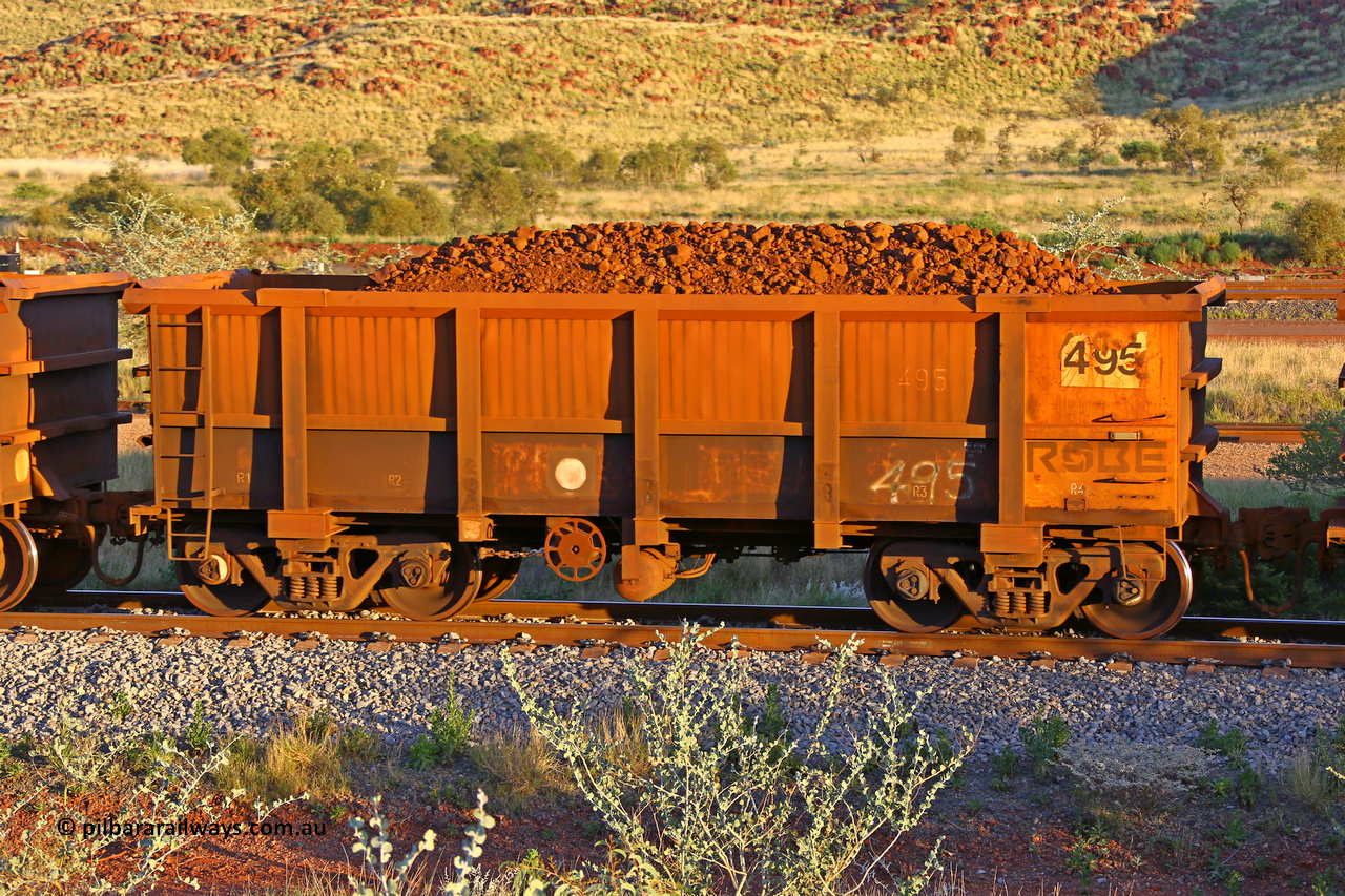 0495 170513 8695
Robe River ore waggon 495, built by Tomlinson Steel WA, handbrake side loaded view, Cape Lambert yard, May 13, 2017.
Keywords: 495;Tomlinson-Steel-WA;Robe-ore-waggon;