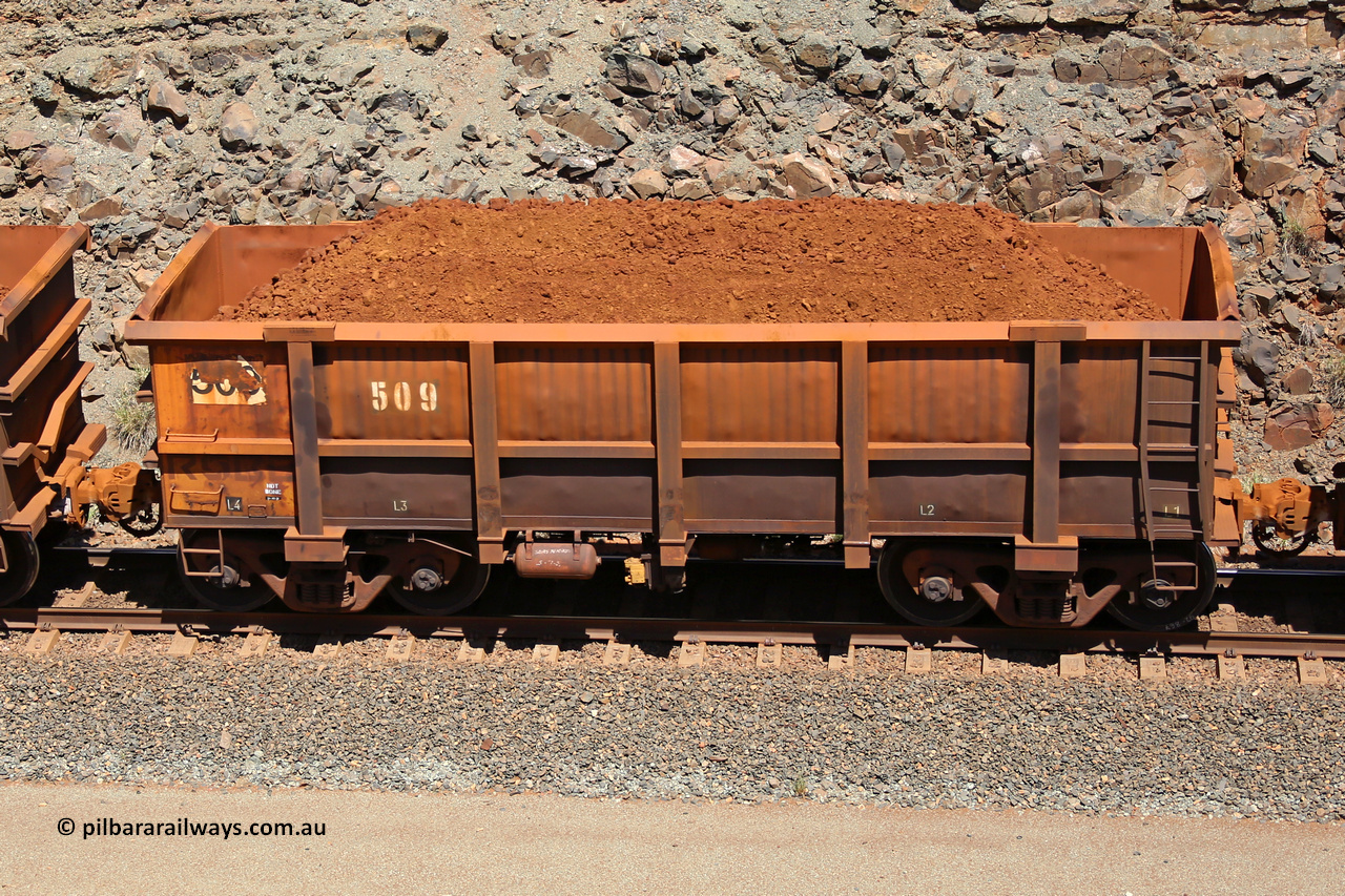 0509 160306 1546
Robe River ore waggon 509, built by Tomlinson Steel WA, fixed coupler non-handbrake side loaded view, at the 45 km, Harding Siding on the Cape Lambert line. March 6, 2016.
Keywords: 509;Tomlinson-Steel-WA;Robe-ore-waggon;