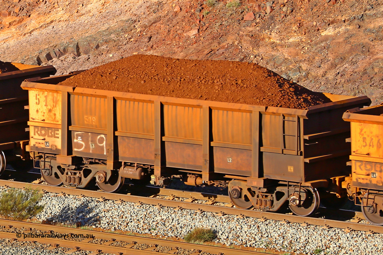 0519 180616 1644
Robe River ore waggon 519, built by Tomlinson Steel WA, fixed coupler non-handbrake side loaded view at the 38.5 km, Harding on the Cape Lambert line, June 16, 2018.
Keywords: 519;Tomlinson-Steel-WA;Robe-ore-waggon;