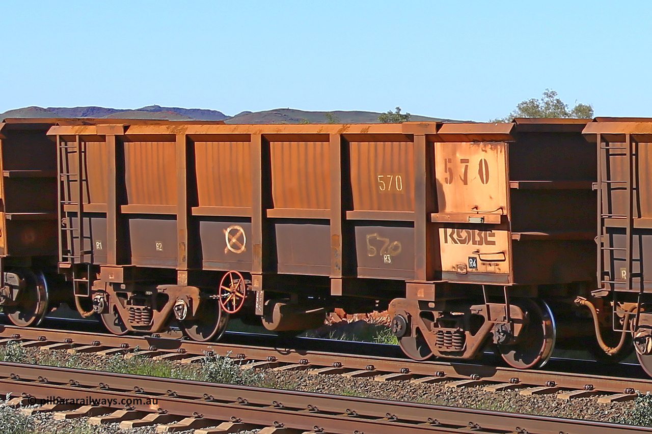0570 160727 0953
Robe River ore waggon 570, built by Tomlinson Steel WA, rotary coupler end handbrake side empty view at Harding Siding on the Cape Lambert line, July 27, 2016.
Keywords: 570;Tomlinson-Steel-WA;Robe-ore-waggon;
